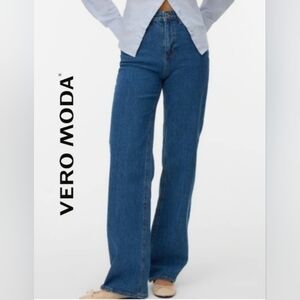 Vero Moda TESSA High rise Wide Fit Jeans EUC Size 32
